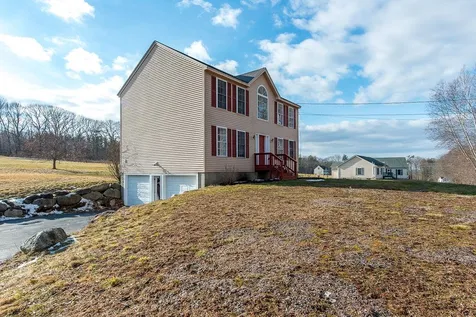 242 Blakes Hill Road Northwood NH 03261