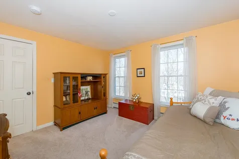 242 Blakes Hill Road Northwood NH 03261