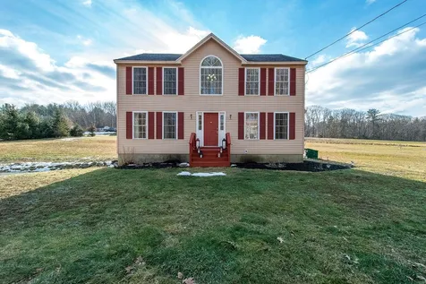 242 Blakes Hill Road Northwood NH 03261