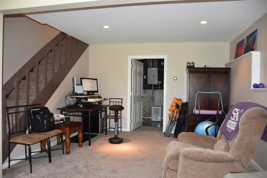 39 Potter Lane Enfield NH 03748