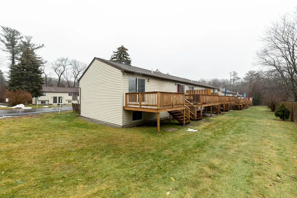 901 Mammoth Road Manchester NH 03104