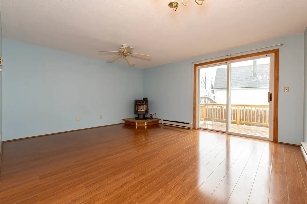 901 Mammoth Road Manchester NH 03104
