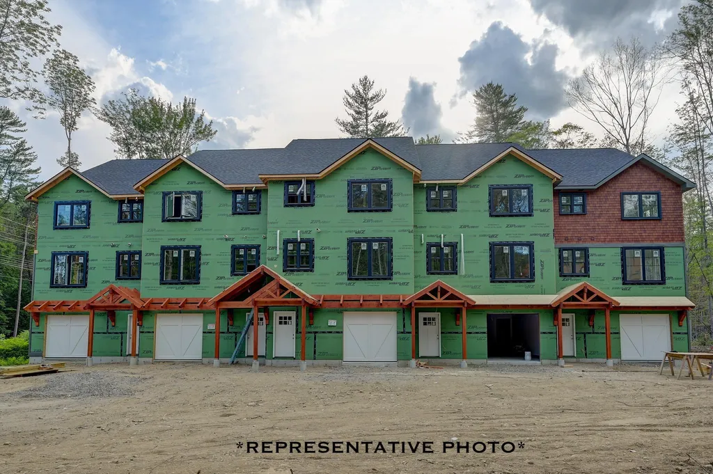 168 Old Bartlett Road Conway NH 03860