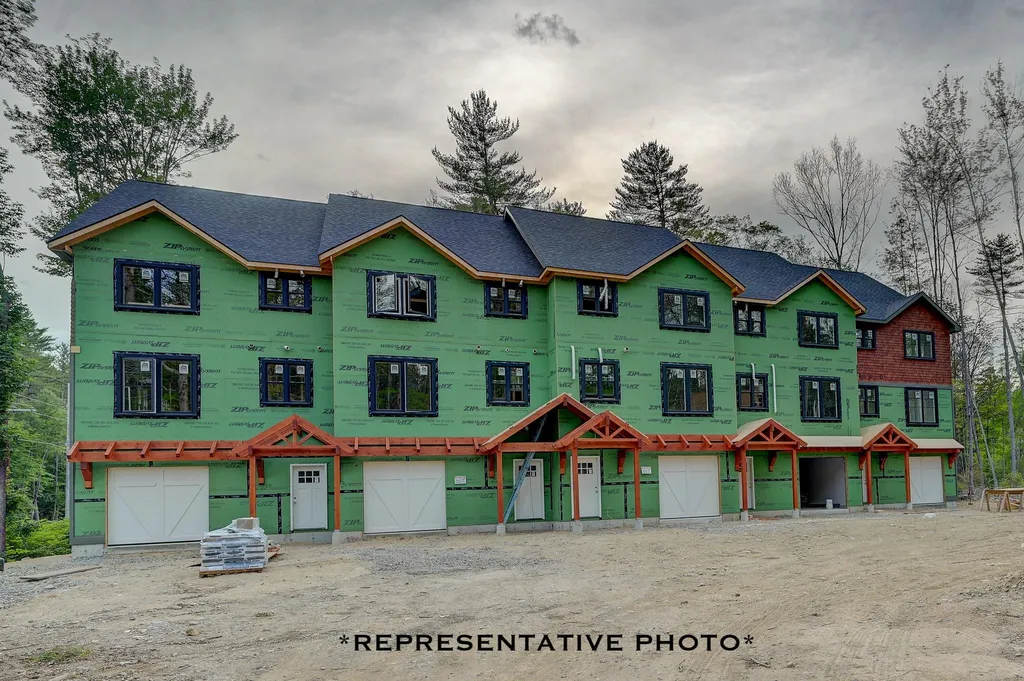 168 Old Bartlett Road Conway NH 03860