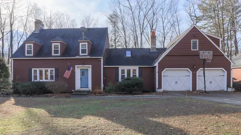 8 Brown Lane Hollis NH 03049