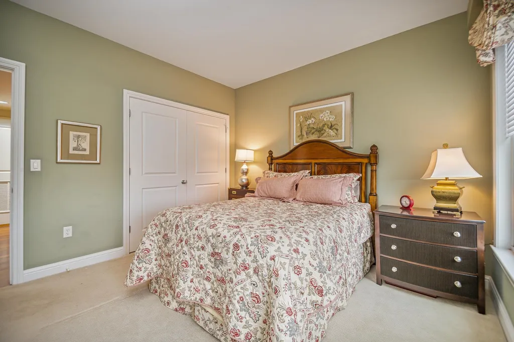 77 Hanover Street Portsmouth NH 03801