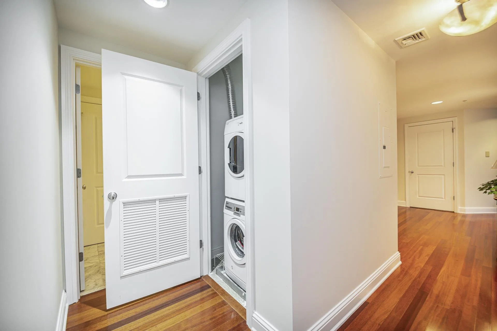 77 Hanover Street Portsmouth NH 03801