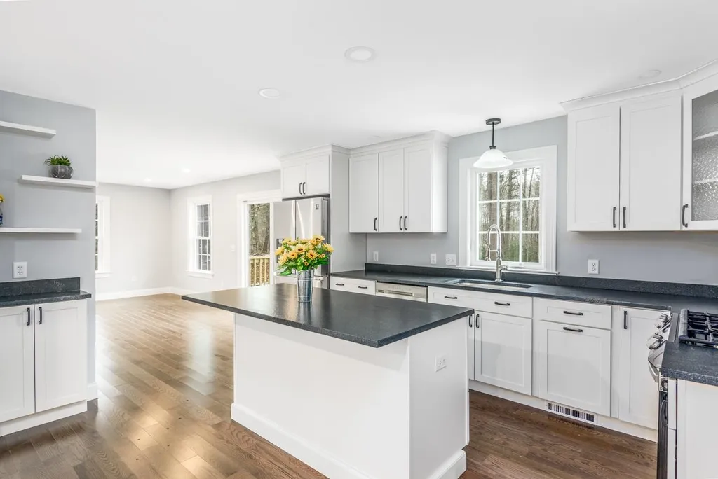 21 Piscataqua Road Dover NH 03820