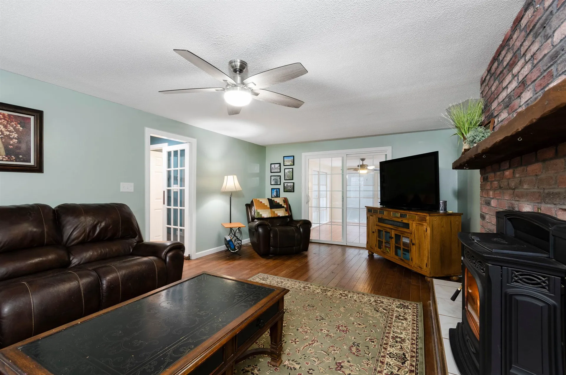 8 Rockwood Terrace Auburn NH 03032