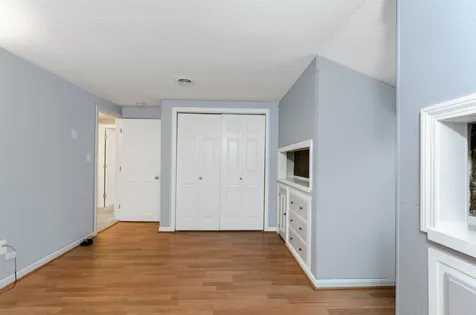 8 Rockwood Terrace Auburn NH 03032