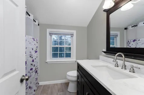 8 Rockwood Terrace Auburn NH 03032