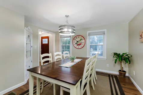 8 Rockwood Terrace Auburn NH 03032