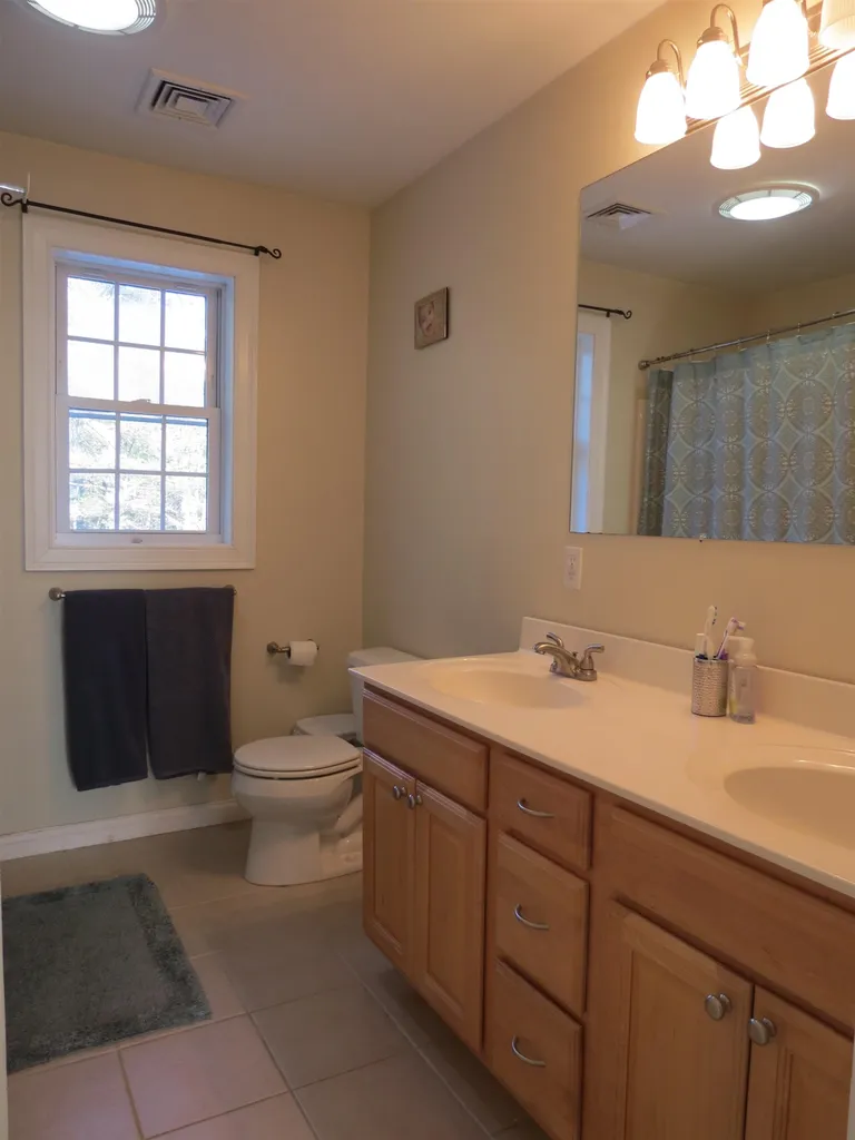 23 Adams Way Middleton NH 03887