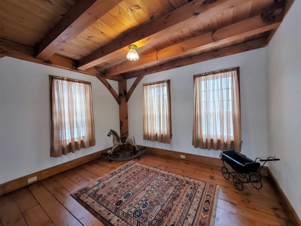 546 Perkins Hill Road Alexandria NH 03222