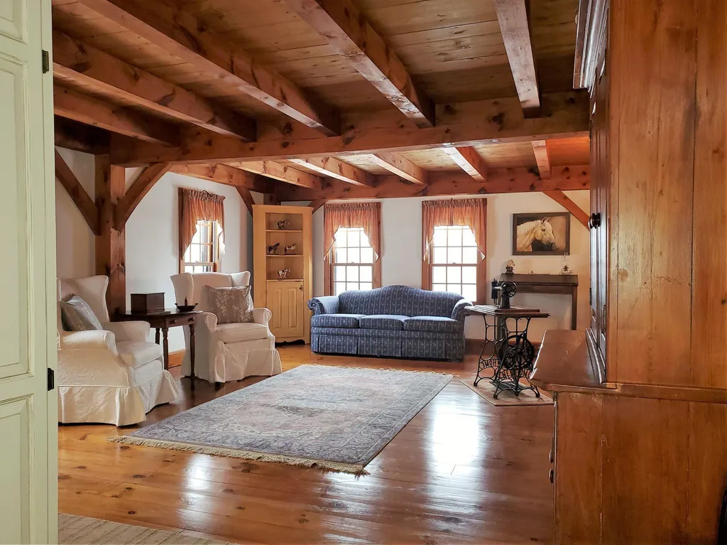 546 Perkins Hill Road Alexandria NH 03222
