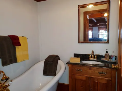 546 Perkins Hill Road Alexandria NH 03222