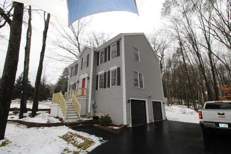 6 Parmenter Road Concord NH 03303