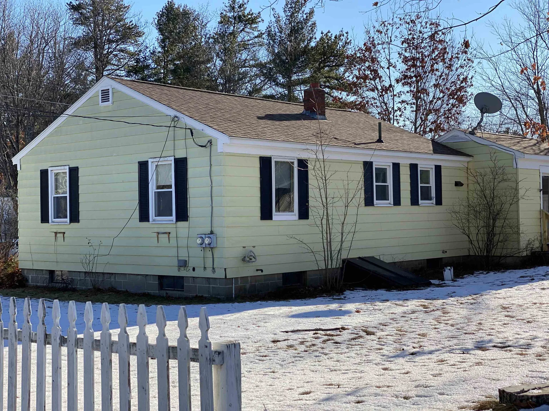 1 Great Falls Avenue Rochester NH 03867