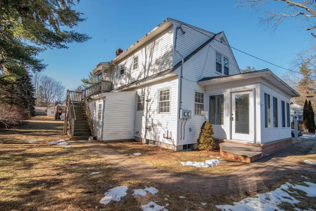 59 Maybrook Avenue Manchester NH 03102