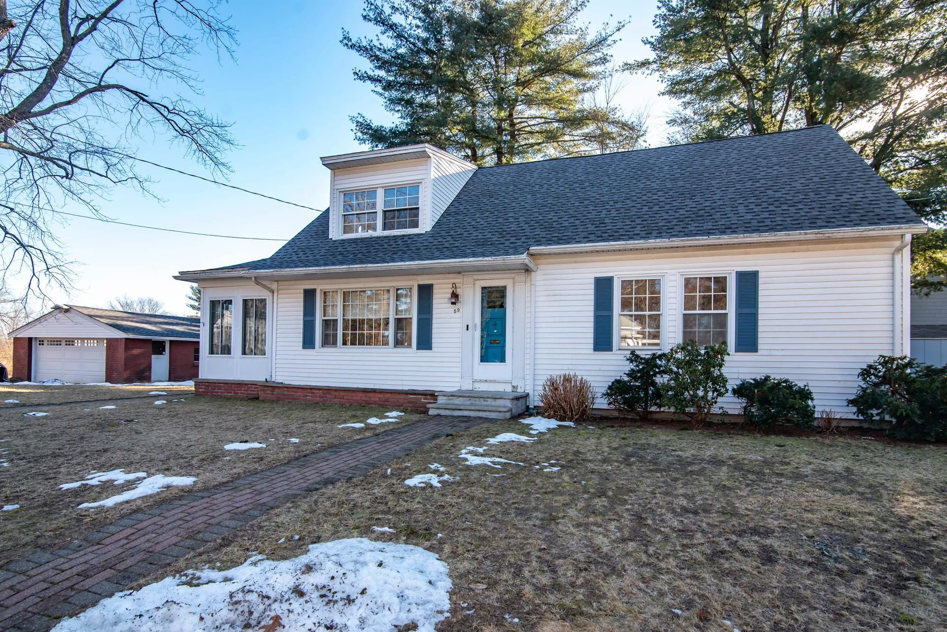 59 Maybrook Avenue Manchester NH 03102
