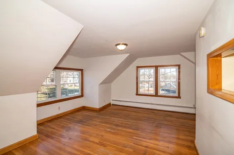59 Maybrook Avenue Manchester NH 03102