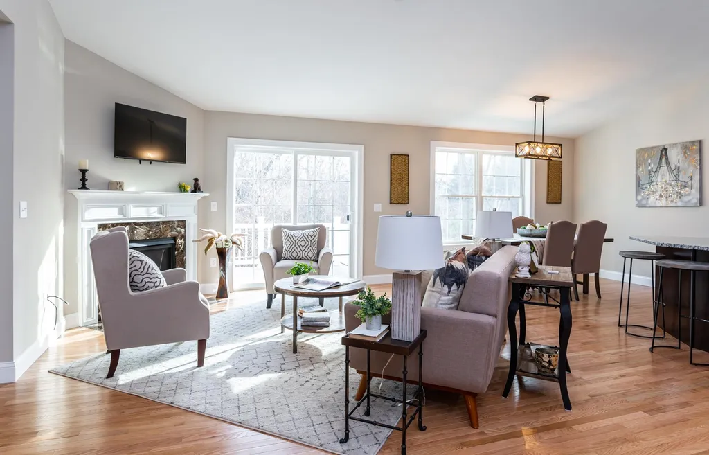 60a Brackett Lane Hudson NH 03051