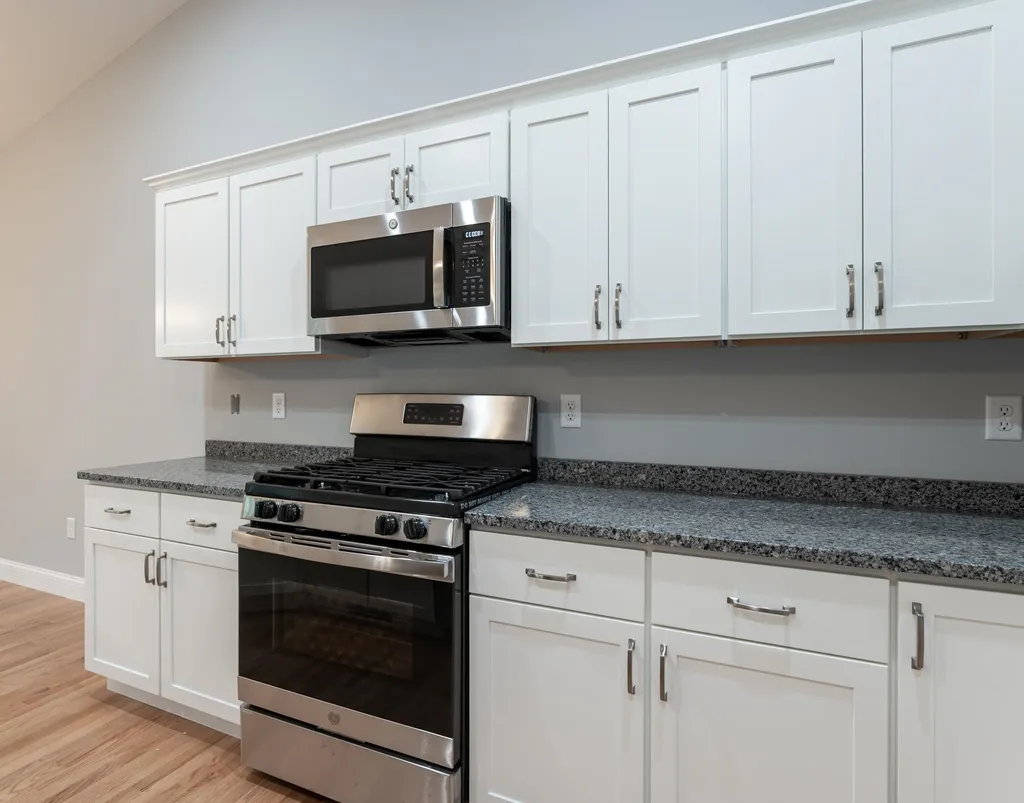 60a Brackett Lane Hudson NH 03051