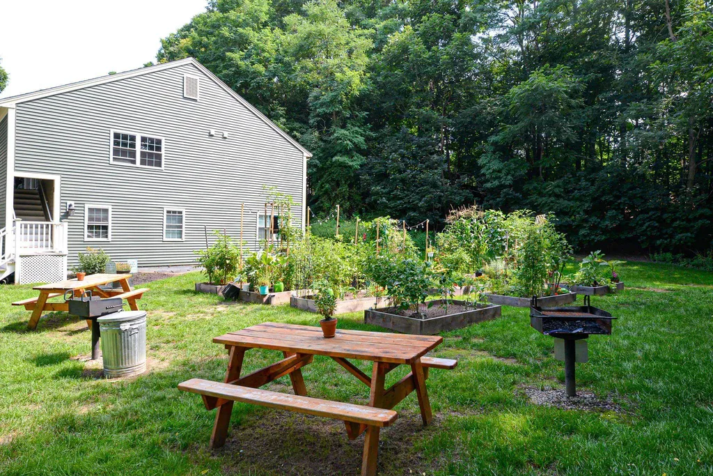 93 Henry Law Avenue Dover NH 03820