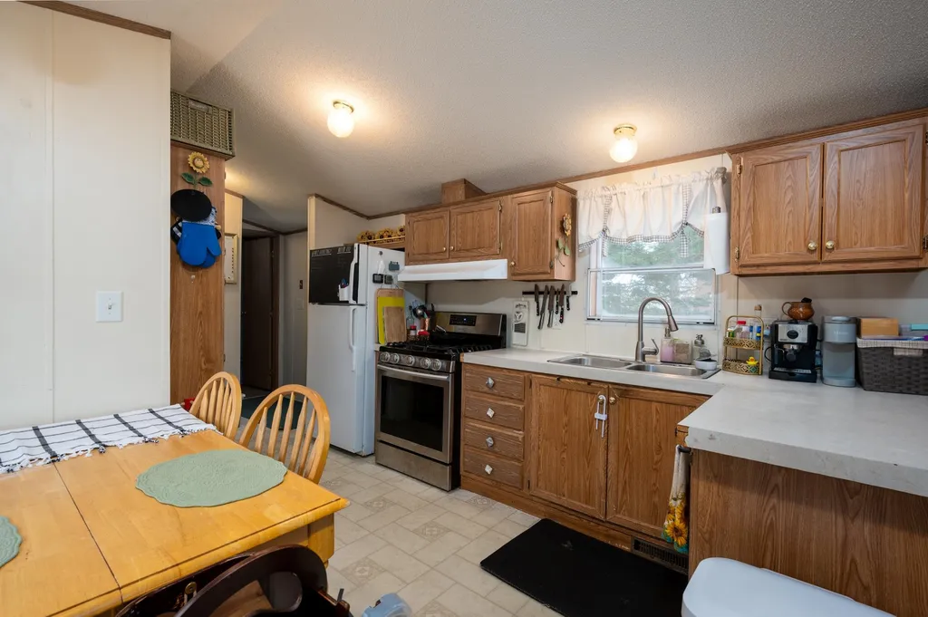 4 Deer Lane Belmont NH 03220