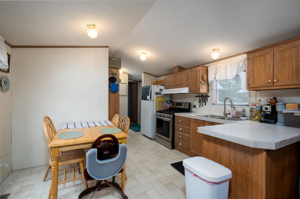 4 Deer Lane Belmont NH 03220
