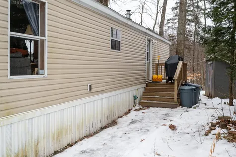 4 Deer Lane Belmont NH 03220