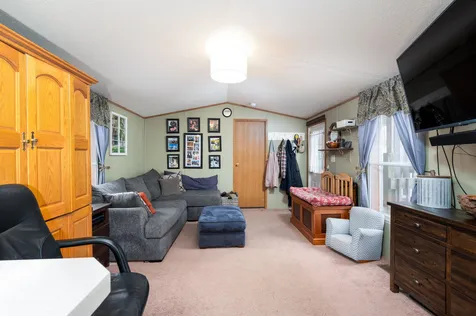 4 Deer Lane Belmont NH 03220