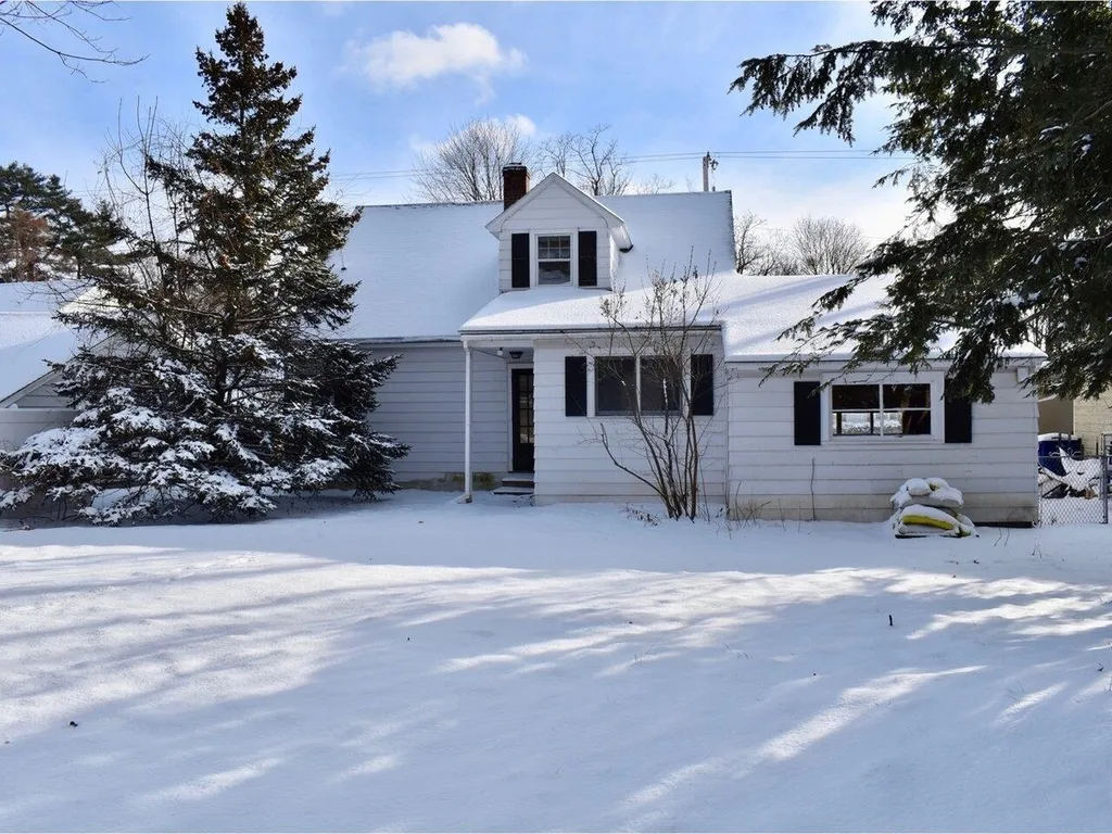 88 Saratoga Avenue Burlington VT 05408
