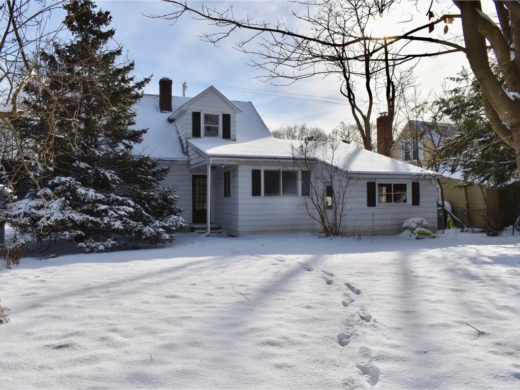 88 Saratoga Avenue Burlington VT 05408