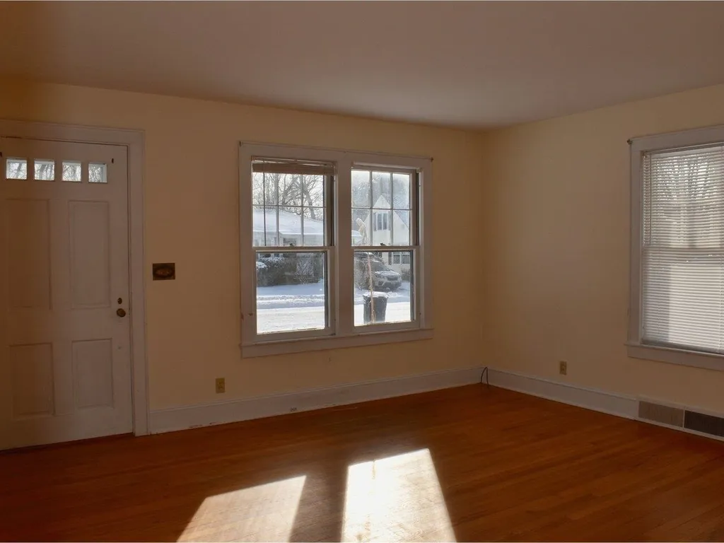 88 Saratoga Avenue Burlington VT 05408