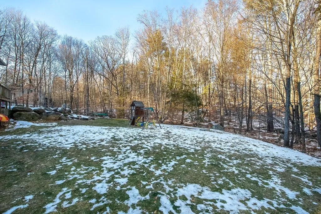 136 Sunny Oaks Terrace Strafford NH 03884