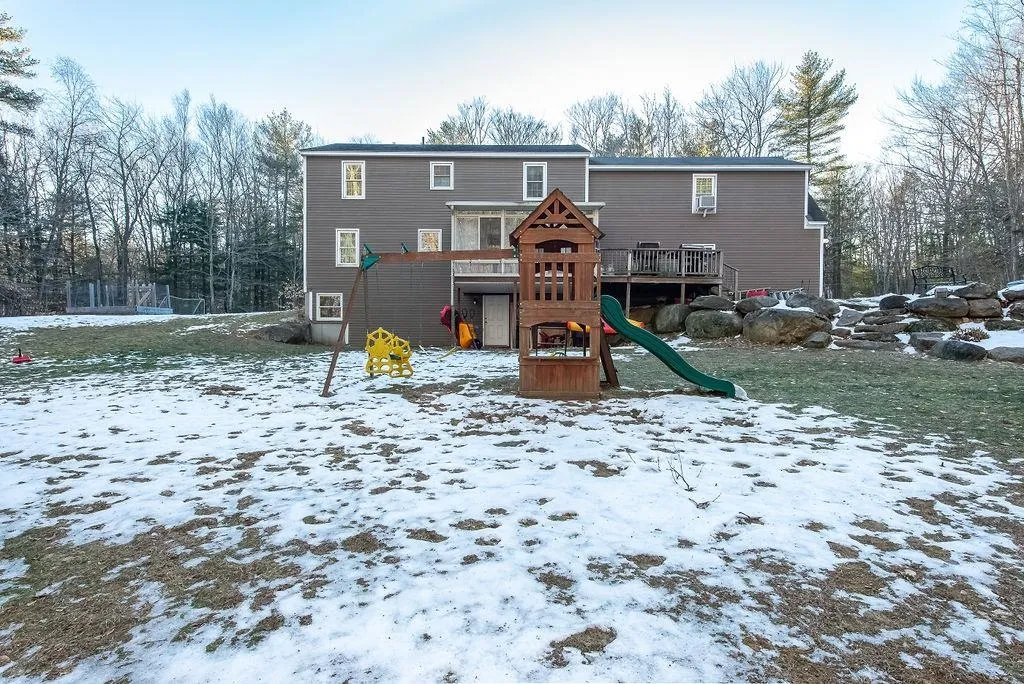 136 Sunny Oaks Terrace Strafford NH 03884