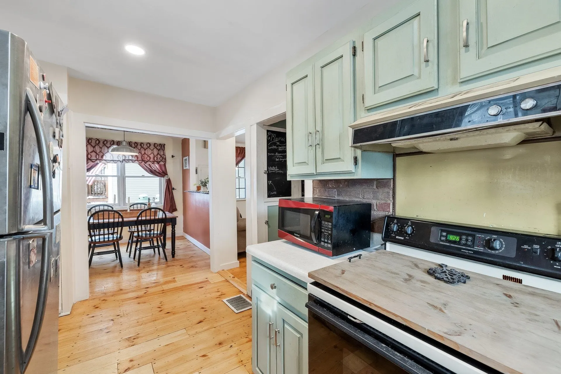 10 Lindy Street Pembroke NH 03275