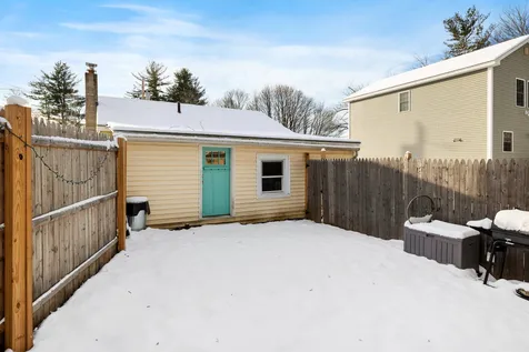 10 Lindy Street Pembroke NH 03275