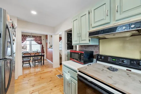 10 Lindy Street Pembroke NH 03275
