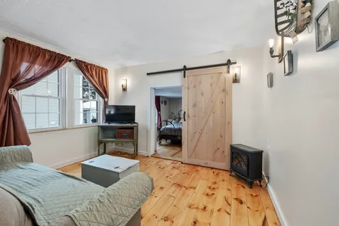 10 Lindy Street Pembroke NH 03275