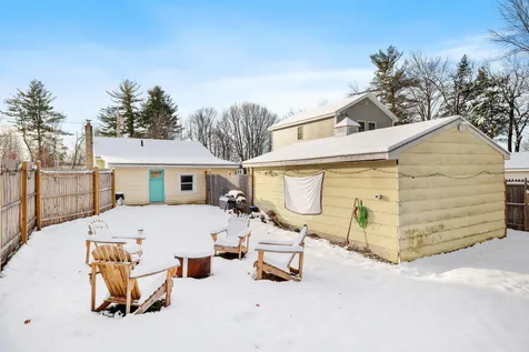 10 Lindy Street Pembroke NH 03275