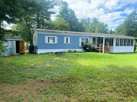 22 Seasons Lane Rochester NH 03867