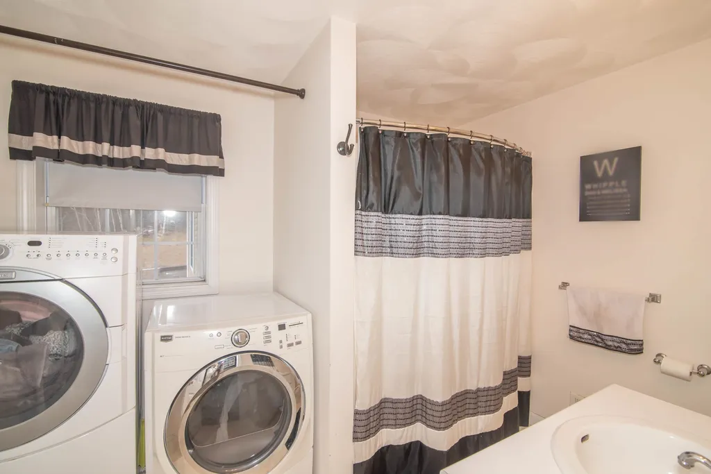 7 Ashley Drive Newton NH 03858