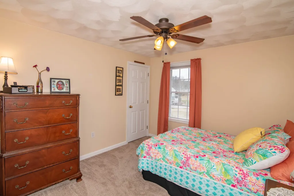 7 Ashley Drive Newton NH 03858