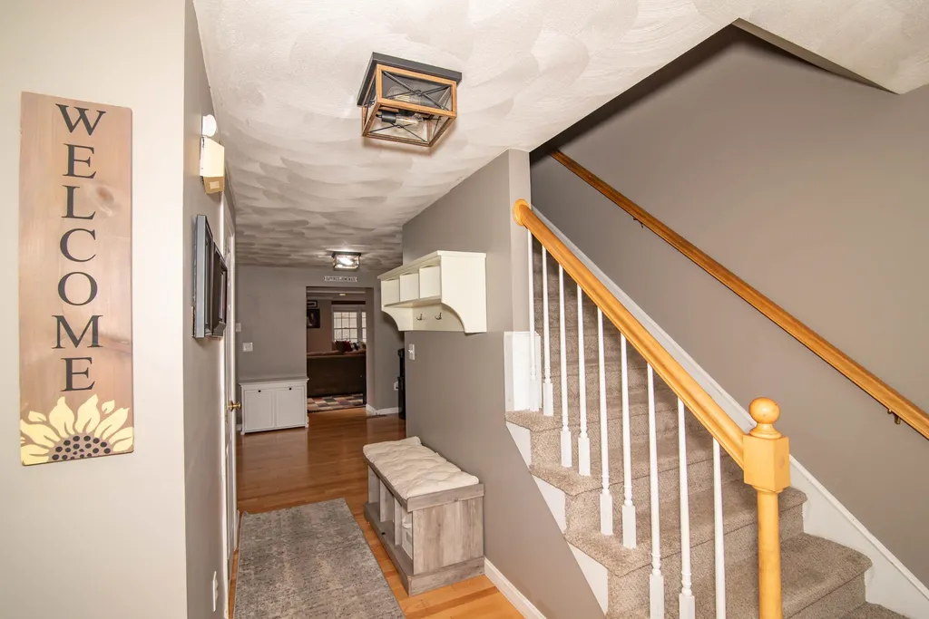 7 Ashley Drive Newton NH 03858