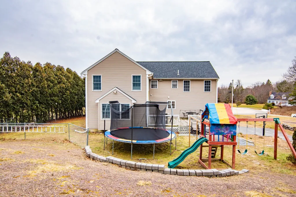 7 Ashley Drive Newton NH 03858