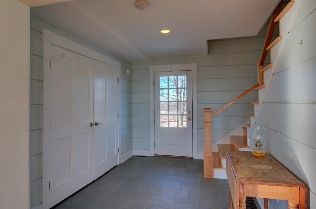 20 Contentment Lane South Hero VT 05486