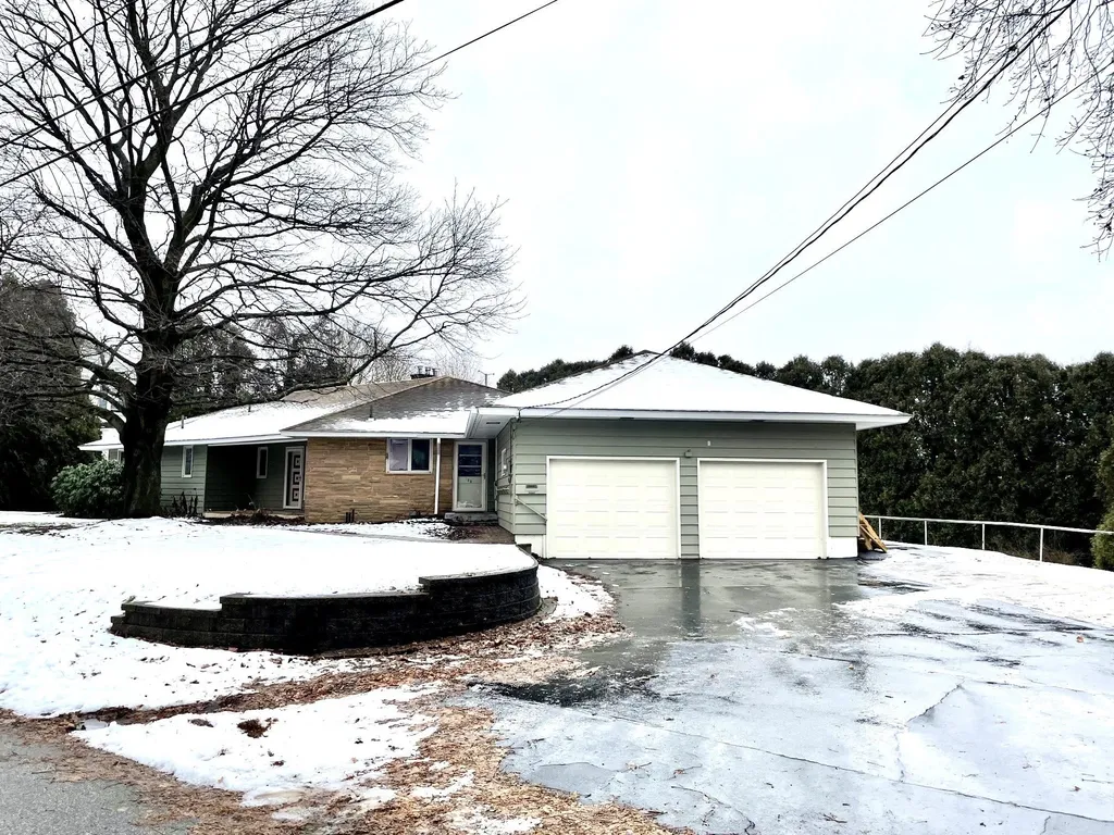125 Meadow Road Portsmouth NH 03801