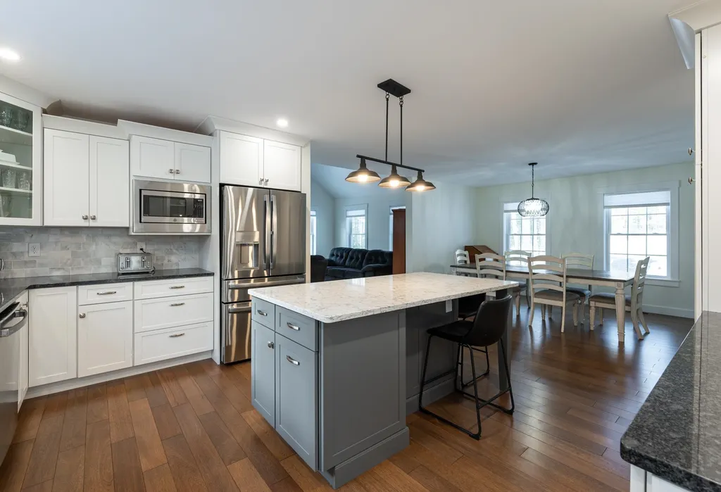 84 Heritage Hill Road Holderness NH 03245